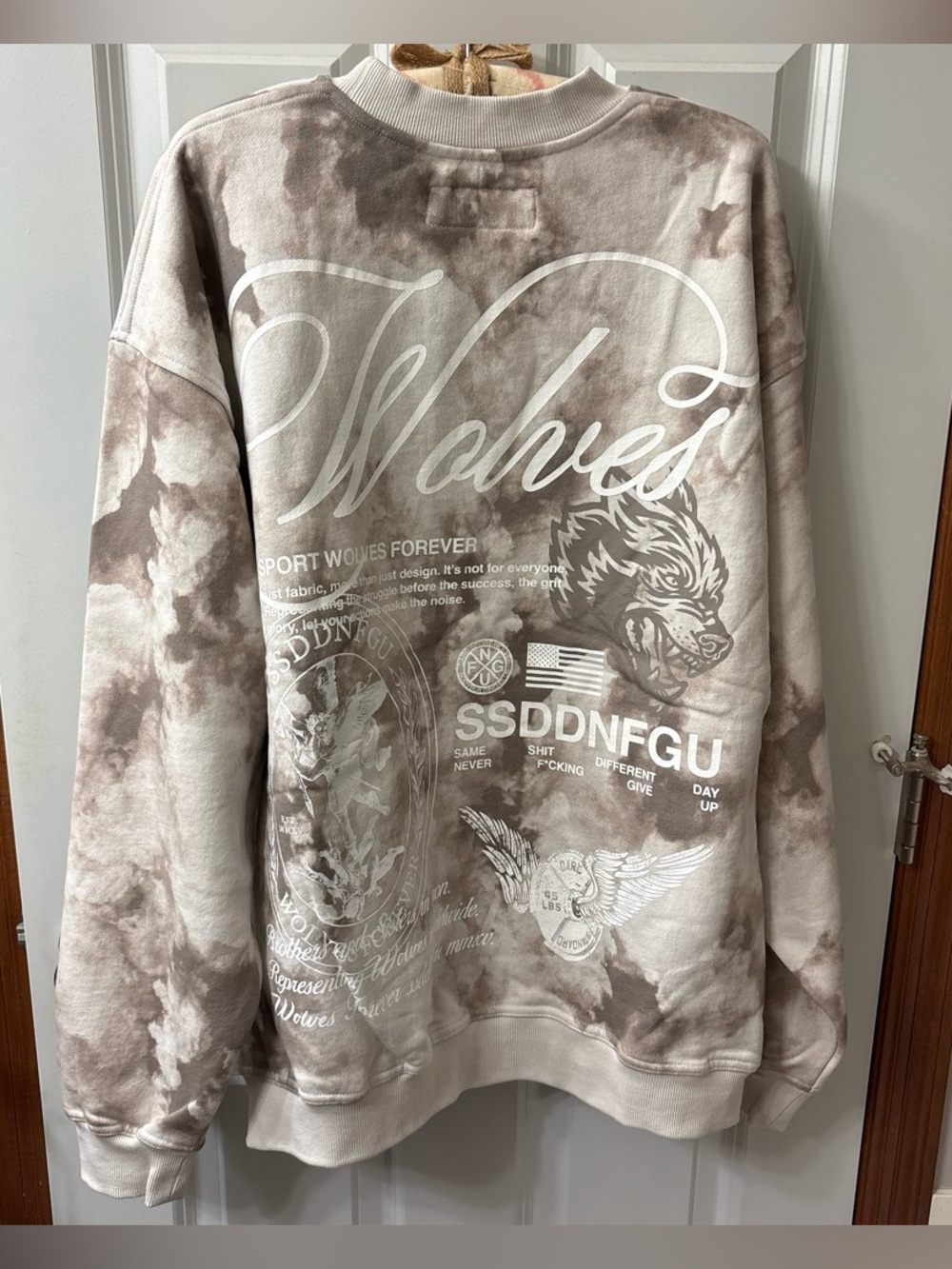 New! Darc Sport camo crewneck , X-Large